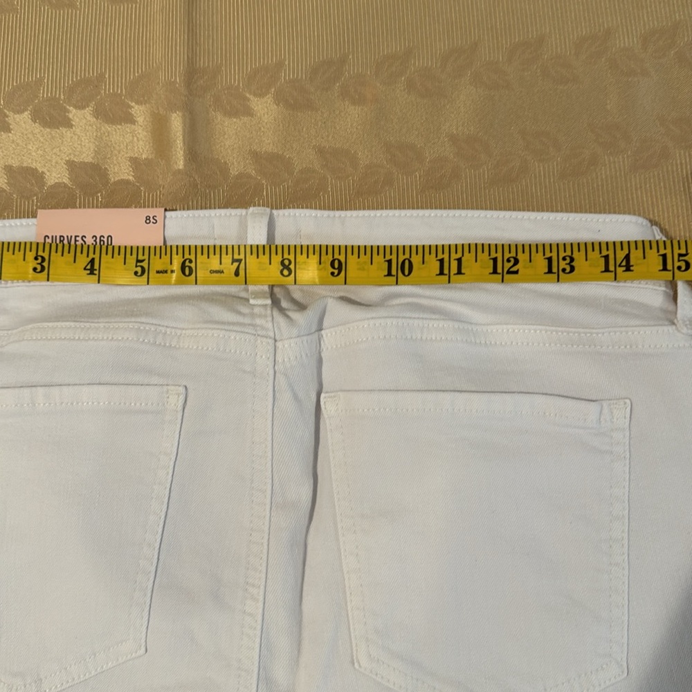 Curves 360 by NYDJ Slim Ankle Jeans. Size 8 short - Picture 10 of 13